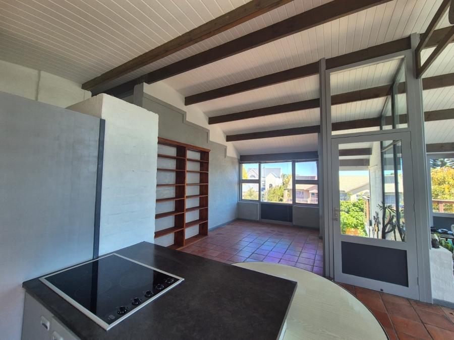 5 Bedroom Property for Sale in Herolds Bay Western Cape